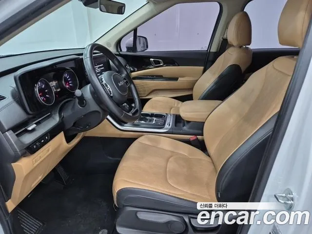 Kia Carnival 4th Gen — Фото автомобиля 11