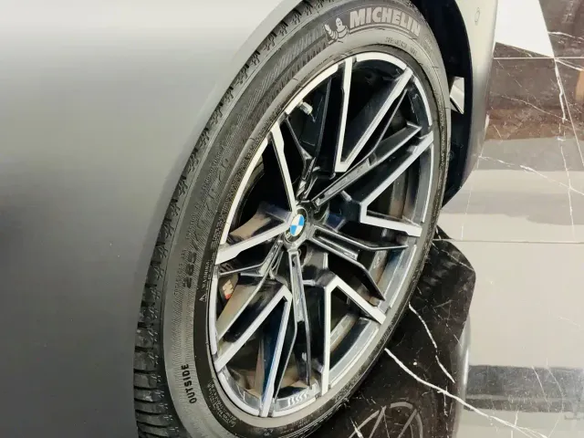 BMW M5 — Фото автомобиля 25
