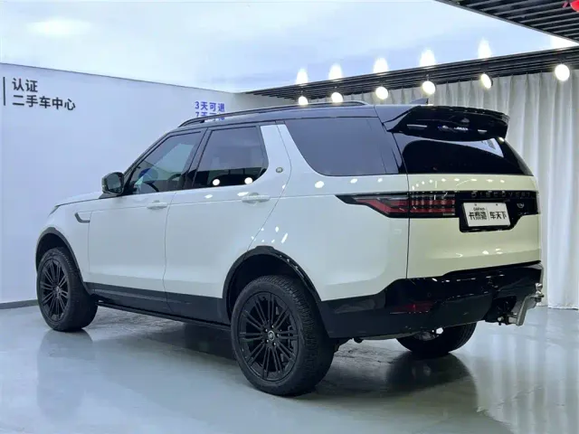Land Rover Discovery — Фото автомобиля 5
