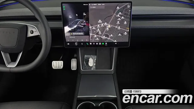 Tesla Model Y — Фото автомобиля 14