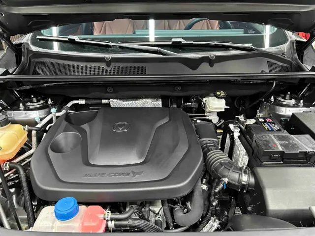 Changan CS75 Plus — Фото автомобиля 18