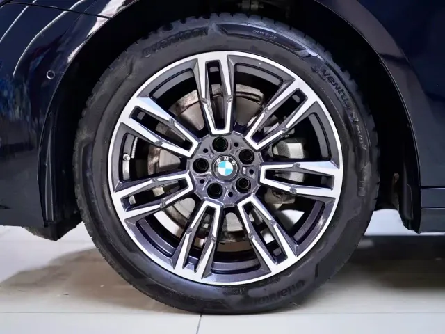 BMW 5 Series — Фото автомобиля 19