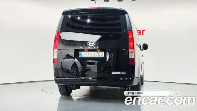 Hyundai Staria — Фото автомобиля 4