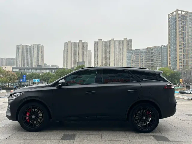 BYD Tang — Фото автомобиля 7
