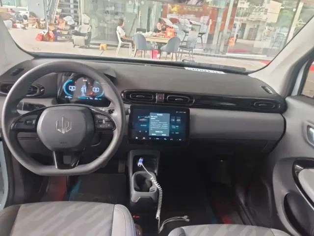 Leapmotor T03 — Фото автомобиля 12