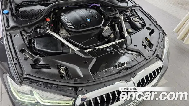 BMW 5 Series G30 — Фото автомобиля 9