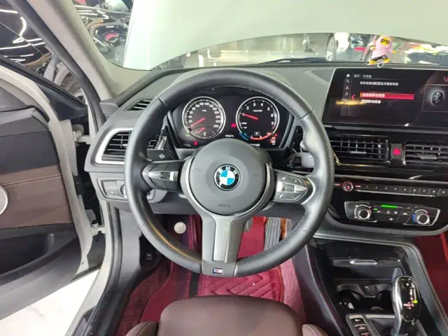 BMW 1 Series — Фото автомобиля 10