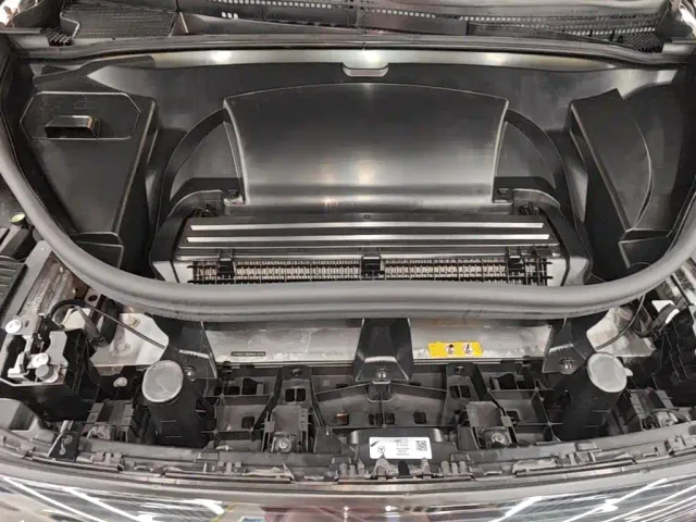 Mercedes-Benz EQE SUV — Фото автомобиля 19