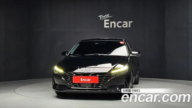 Hyundai AVANTE Avante (CN7) — Фото автомобиля 3