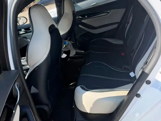BYD Qin PLUS — Фото автомобиля 4