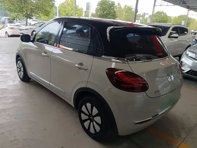 Wuling Bingo — Фото автомобиля 4