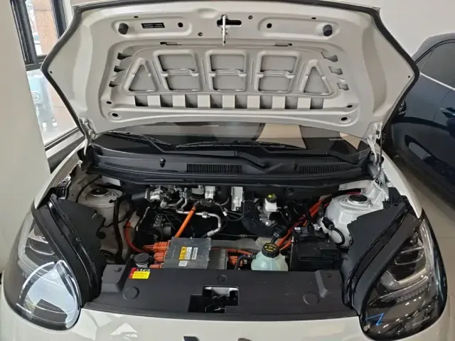 Wuling Bingo — Фото автомобиля 19