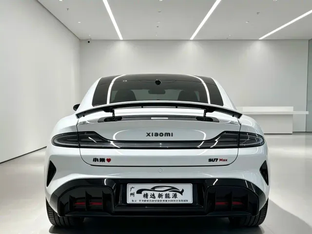 Xiaomi SU7 — Фото автомобиля 25