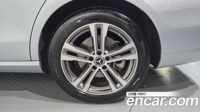 Mercedes-Benz E-Class W213 — Фото автомобиля 6