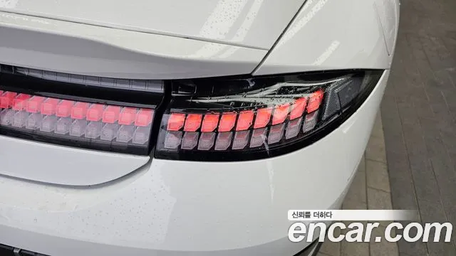 Hyundai Ioniq6 — Фото автомобиля 22