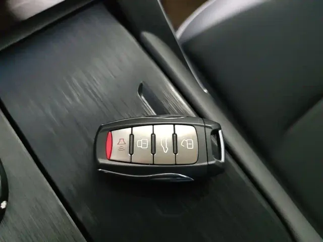 Haval H6 — Фото автомобиля 8