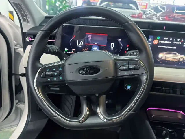 Ford Mondeo — Фото автомобиля 10