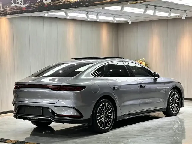 BYD Han — Фото автомобиля 7