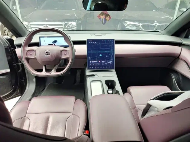 Nio ET5 — Фото автомобиля 9