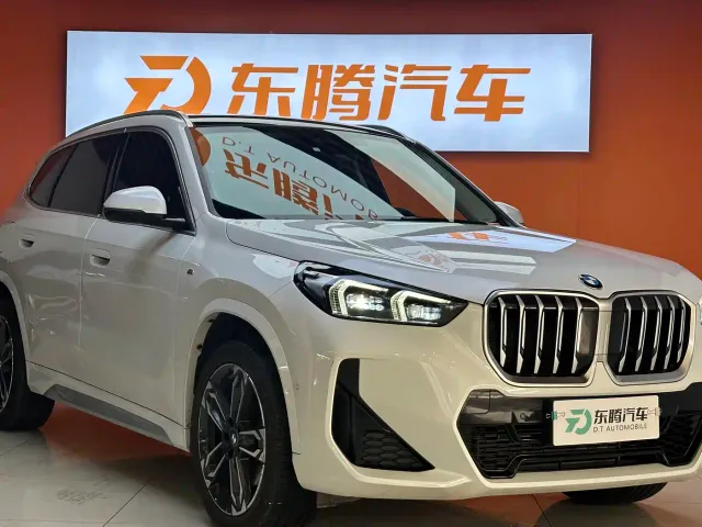 BMW X1 — Фото автомобиля 3