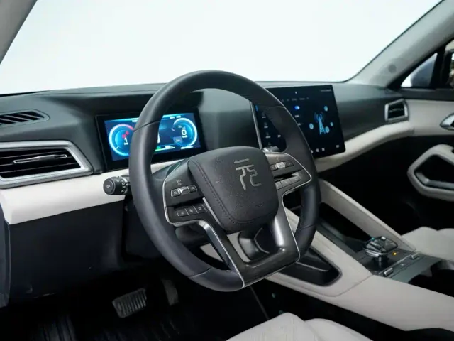 BYD Yuan UP — Фото автомобиля 15