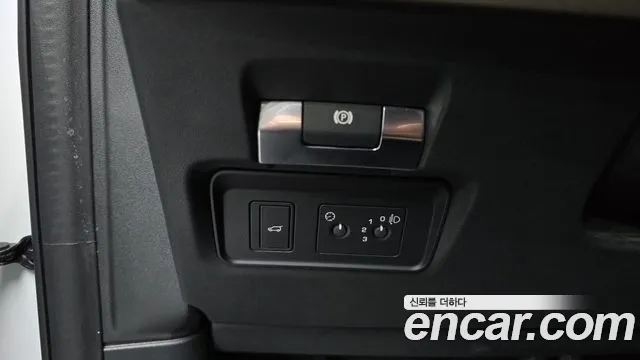 Land Rover Discovery Sport — Фото автомобиля 27