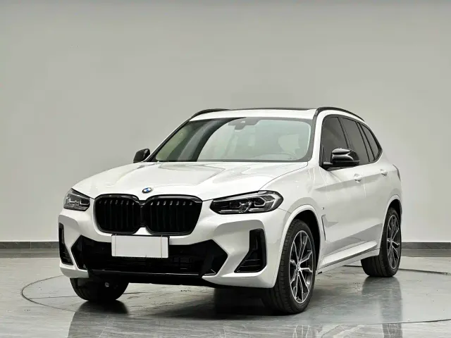 Фотография автомобиля — BMW X3