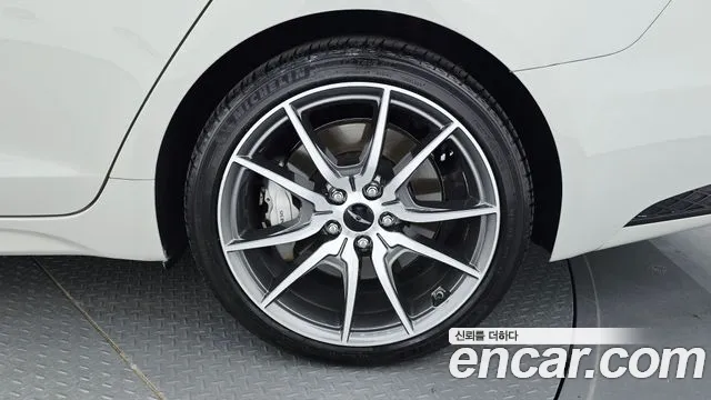 Genesis G70 New — Фото автомобиля 6