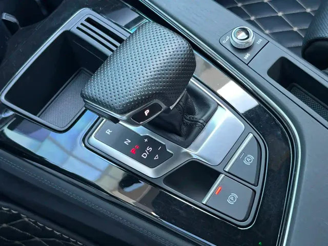 Audi A4L — Фото автомобиля 18