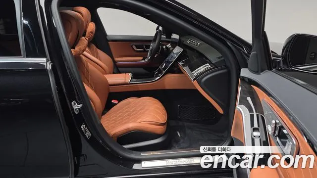 Mercedes-Benz S-Class — Фото автомобиля 9