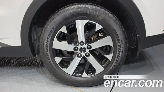 Kia Sorento Sorento 4-е поколение Бензин 2.5T 2WD — Фото автомобиля 19