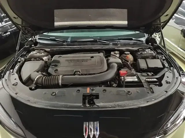 Buick LaCrosse — Фото автомобиля 19