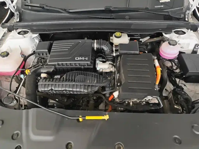 BYD Qin PLUS — Фото автомобиля 19