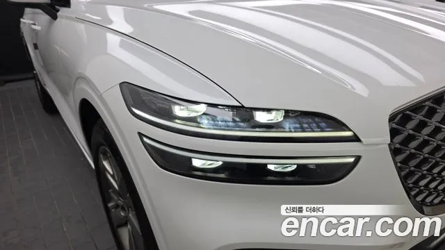 Genesis GV70 2.5T Бензин 2WD — Фото автомобиля 22