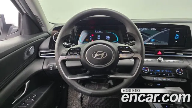 Hyundai Avante CN7 — Фото автомобиля 20