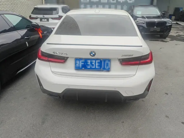 BMW BMW 3 Series 2024 325i M Sport Shadowline Package — Фото автомобиля 11