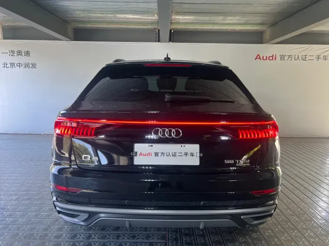 Audi Q8 — Фото автомобиля 4