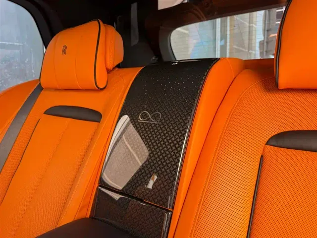 Rolls-Royce Cullinan — Фото автомобиля 12