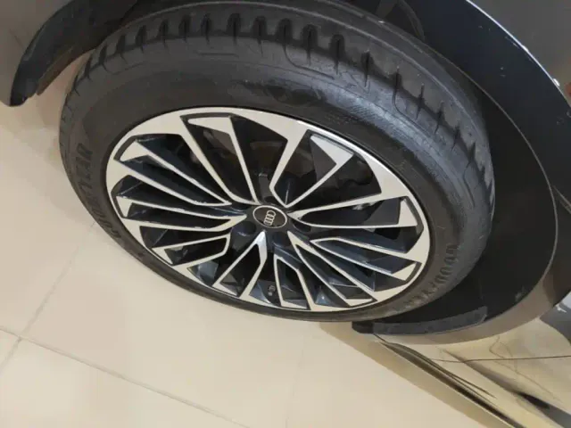 Audi A7L — Фото автомобиля 22
