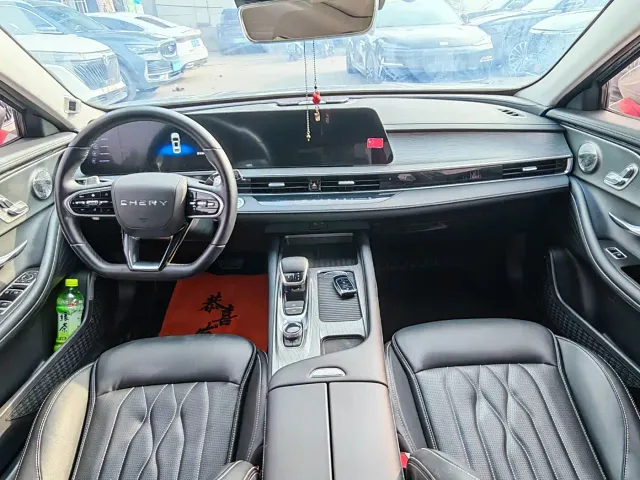 Chery Arrizo 8 — Фото автомобиля 6