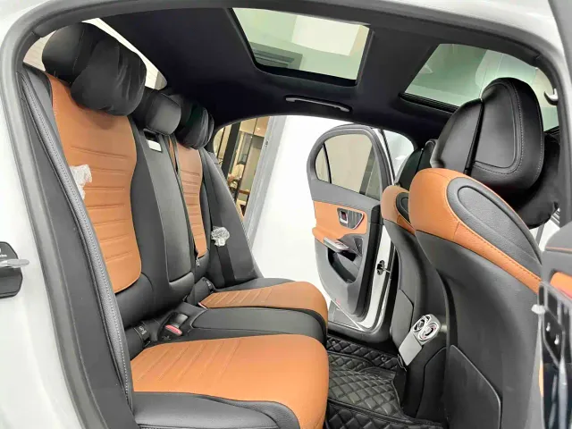 Mercedes-Benz C-Class — Фото автомобиля 5
