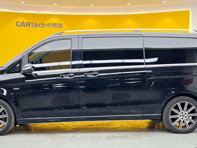 Mercedes-Benz V-Class — Фото автомобиля 6