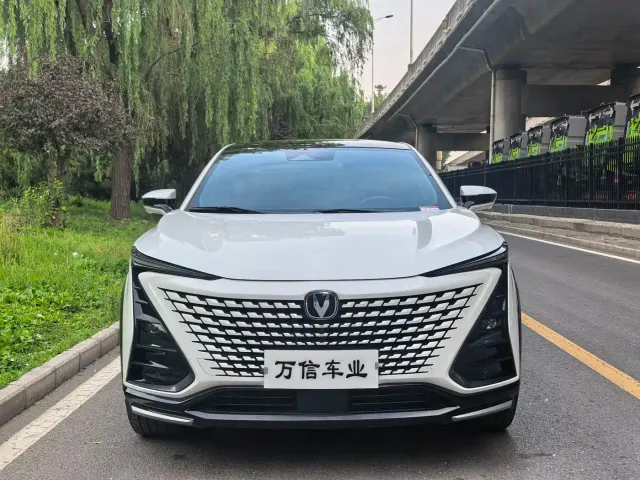 Changan UNI-T — Фото автомобиля 2