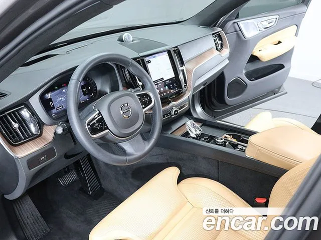 Volvo XC60 2nd Gen — Фото автомобиля 7