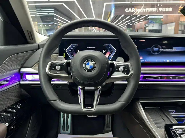 BMW 7 Series — Фото автомобиля 23