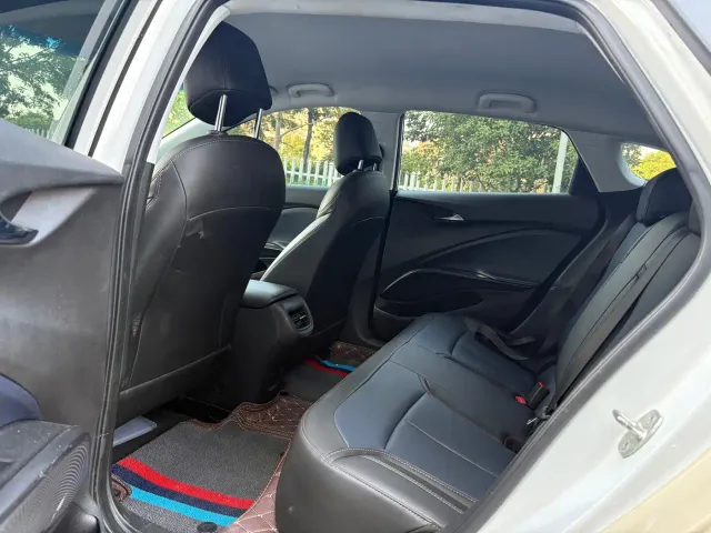 Buick Velite 6 — Фото автомобиля 7