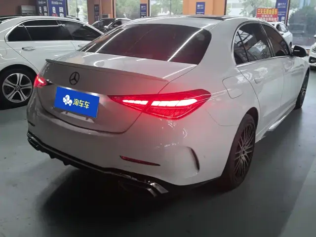 Mercedes-Benz C-Class — Фото автомобиля 3