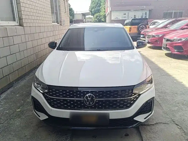 Volkswagen Lavida — Фото автомобиля 2