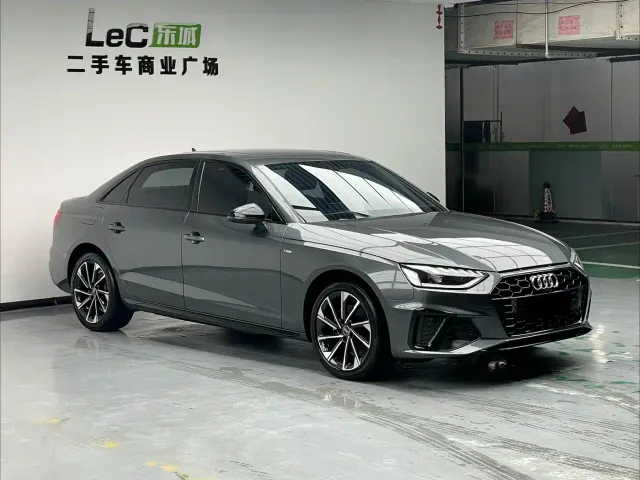 Audi A4L — Фото автомобиля 3