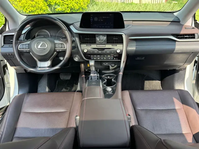 Lexus RX — Фото автомобиля 7